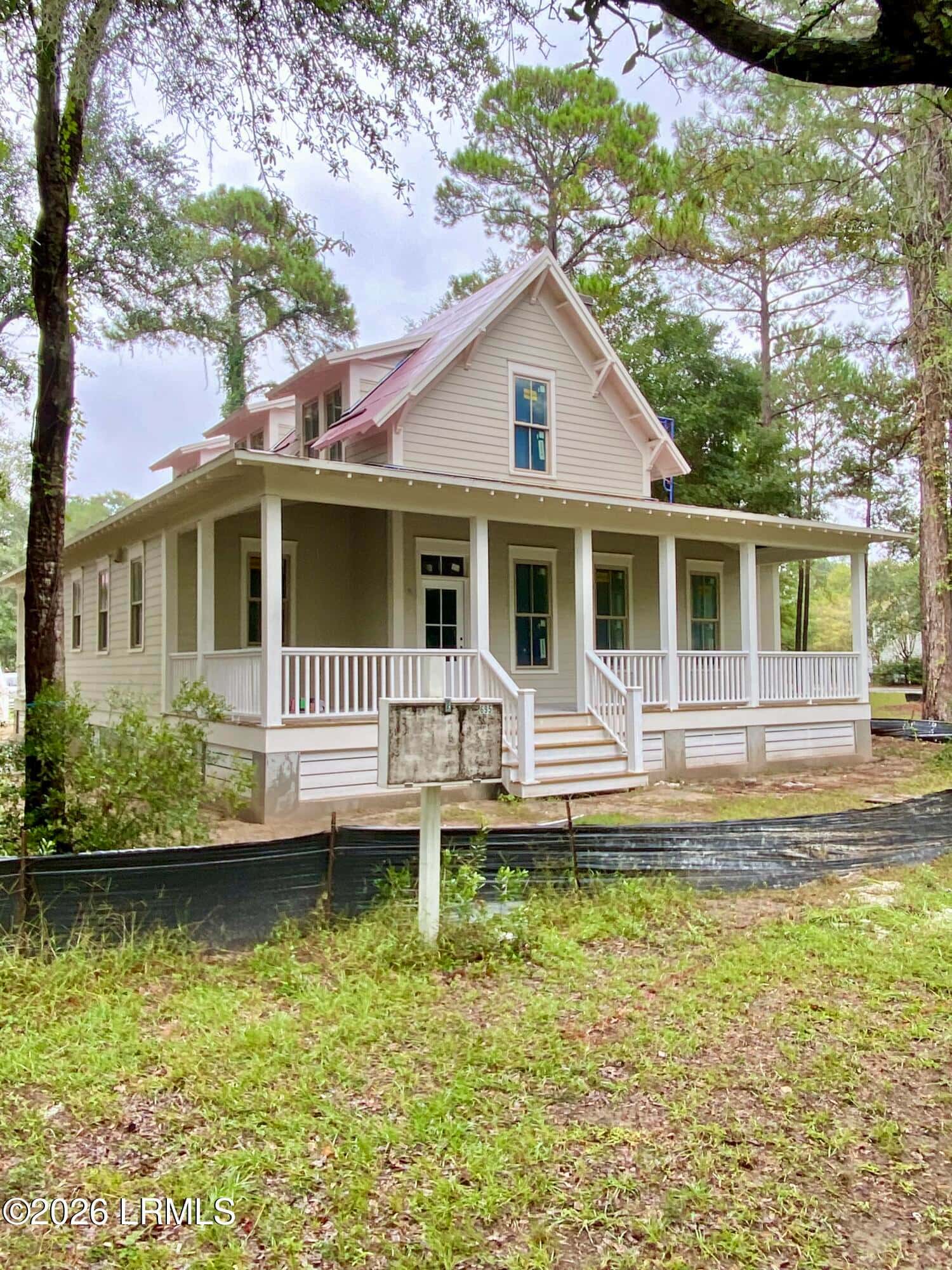 695 Distant Island Drive, Beaufort, SC 29907 — photo 13 of 43