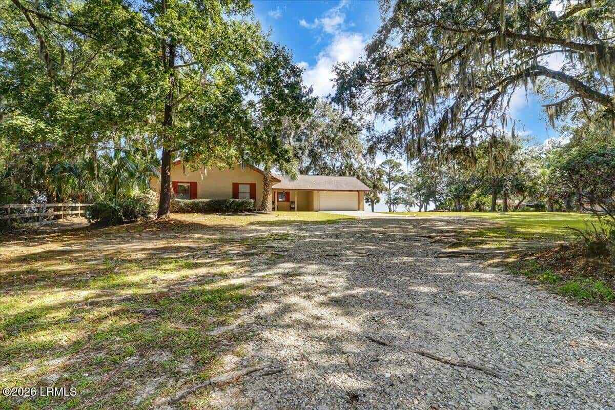 50 Honeysuckle Lane, Beaufort, SC 29907 — photo 10 of 62