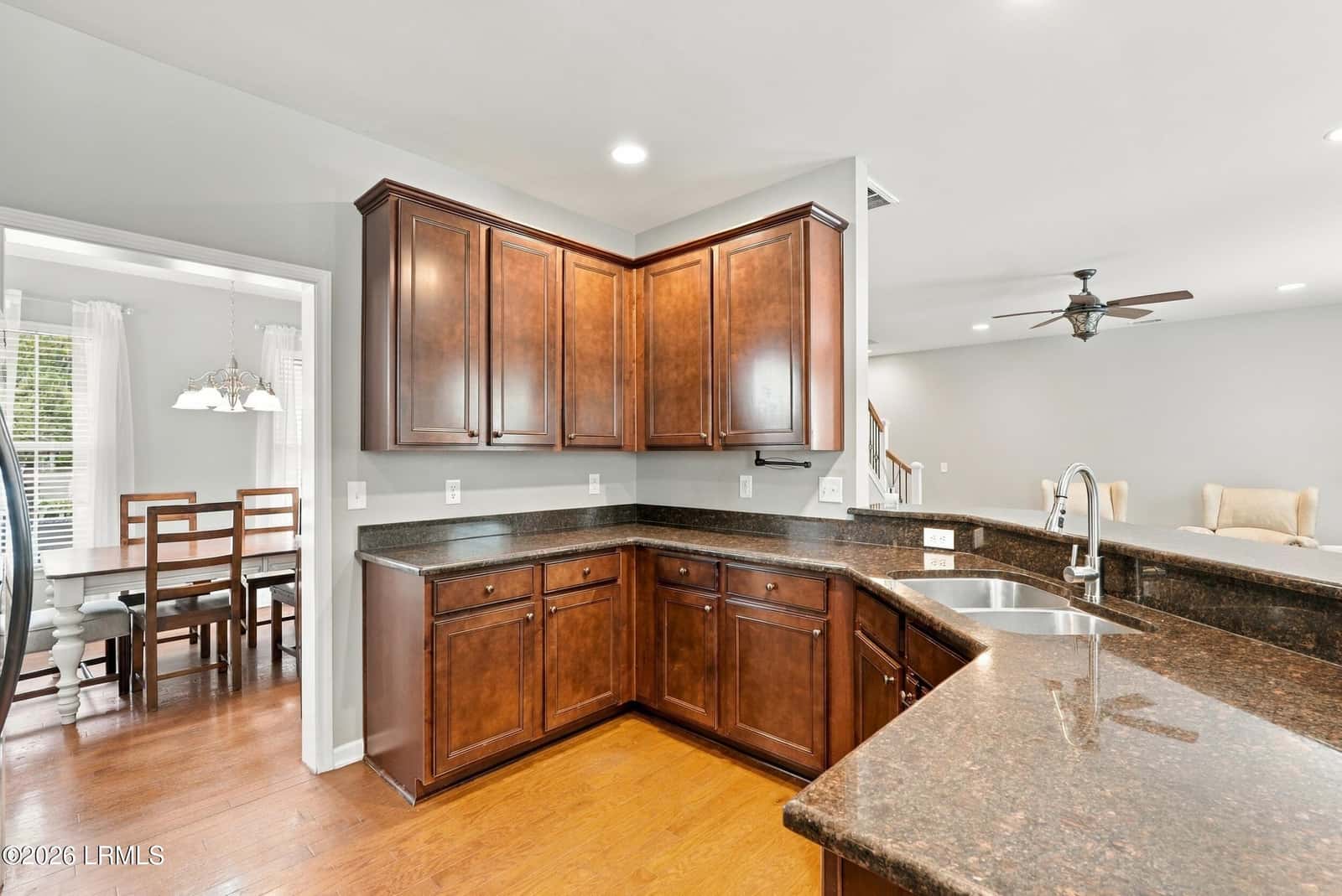 27 Riversbridge Court, Bluffton, SC 29910 — photo 4 of 38