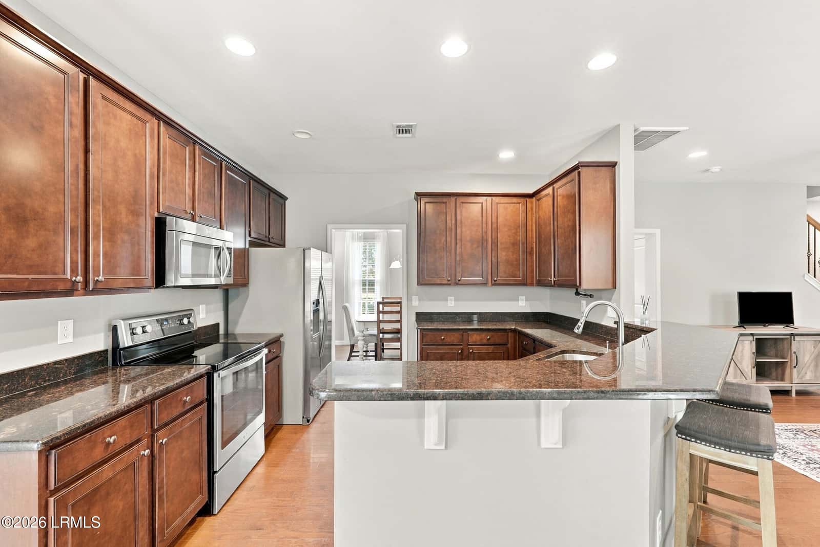 27 Riversbridge Court, Bluffton, SC 29910 — photo 16 of 38