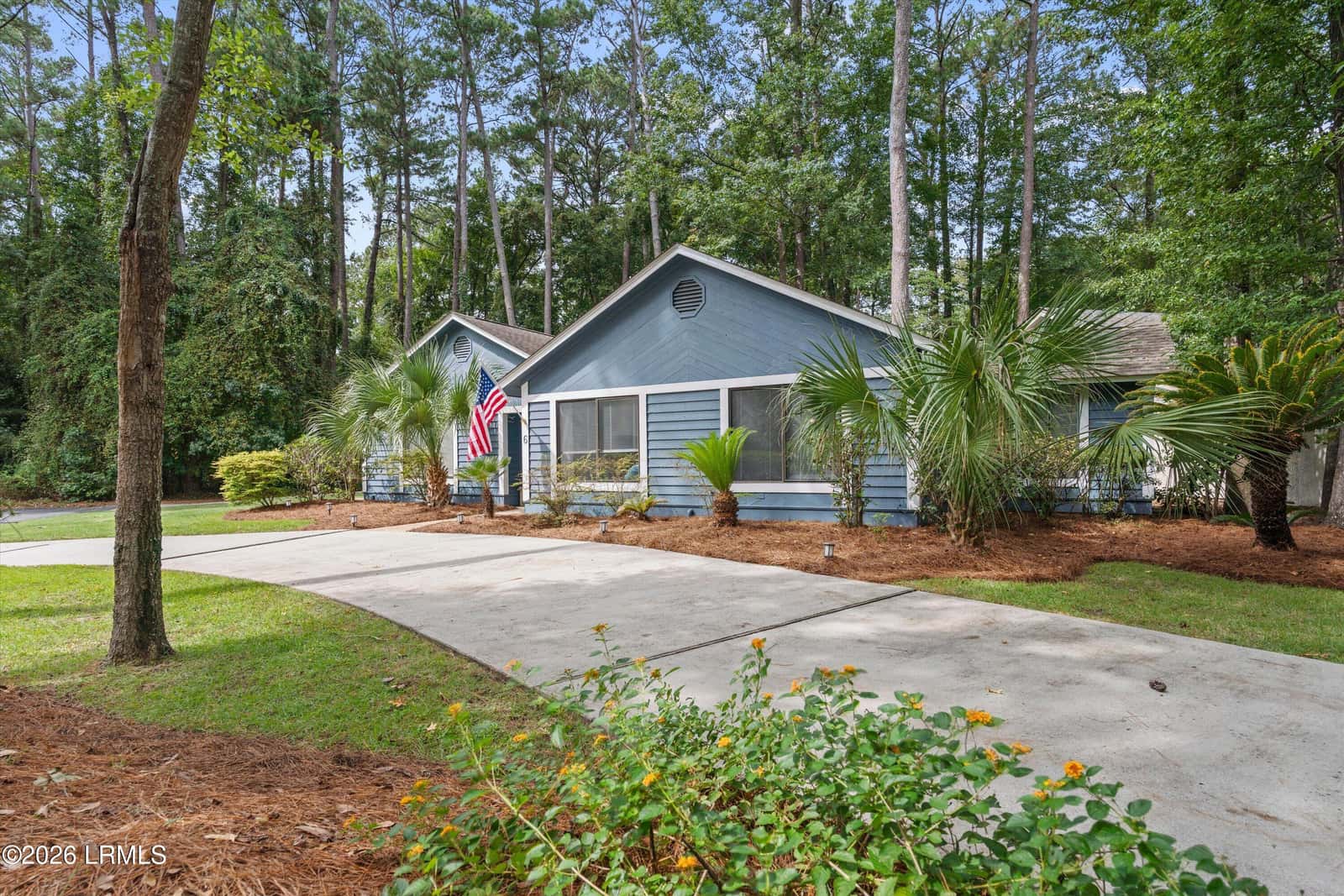 6 Sunflower Court, Hilton Head Island, SC 29926 — photo 2 of 35