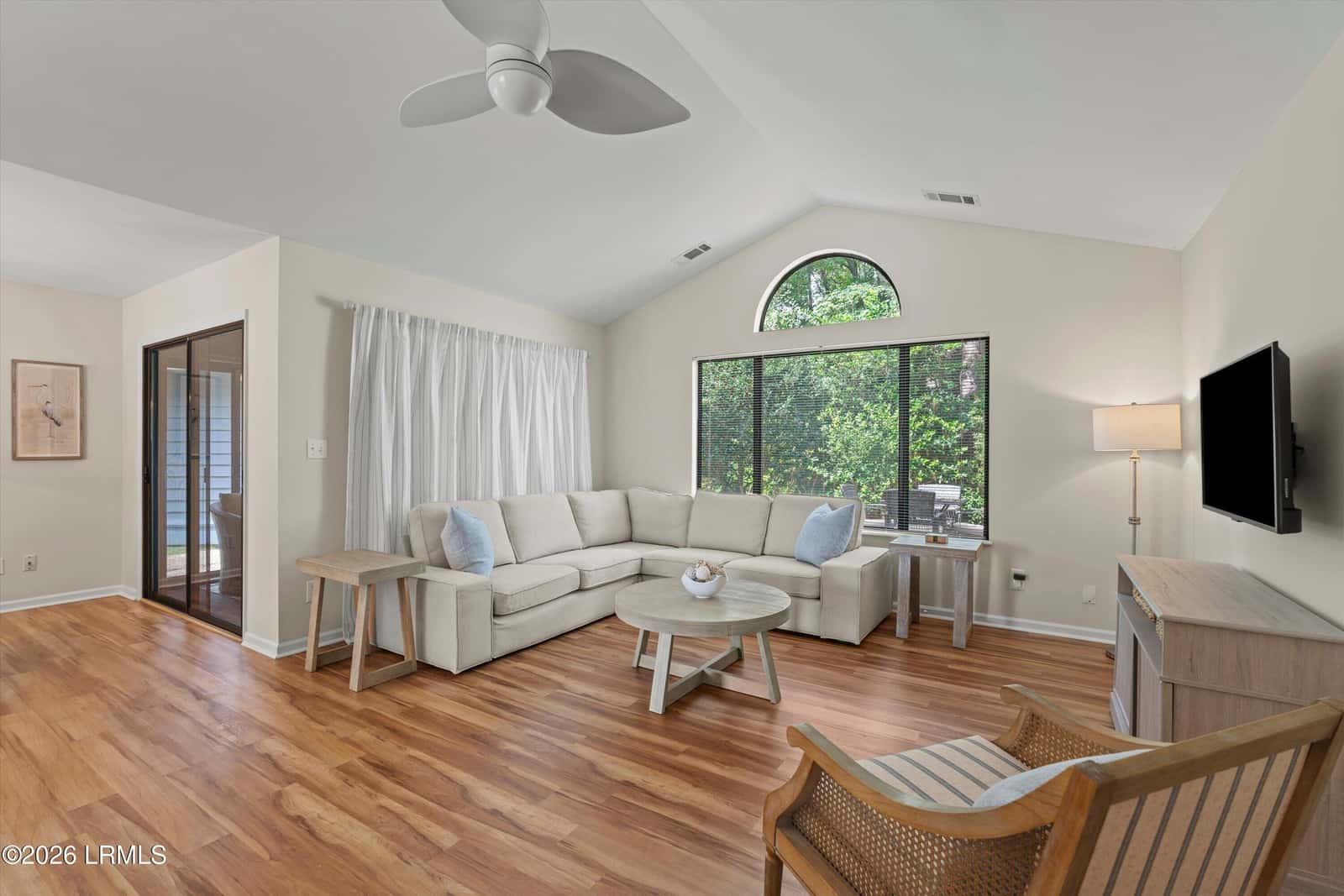 6 Sunflower Court, Hilton Head Island, SC 29926 — photo 10 of 35