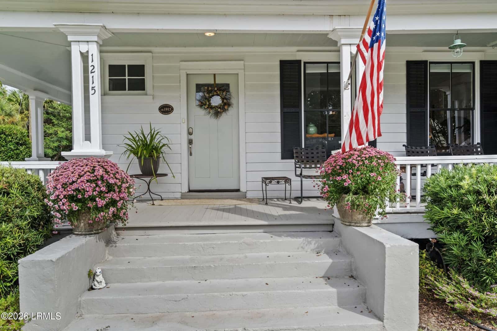 1215 Prince Street, Beaufort, SC 29902 — photo 3 of 50