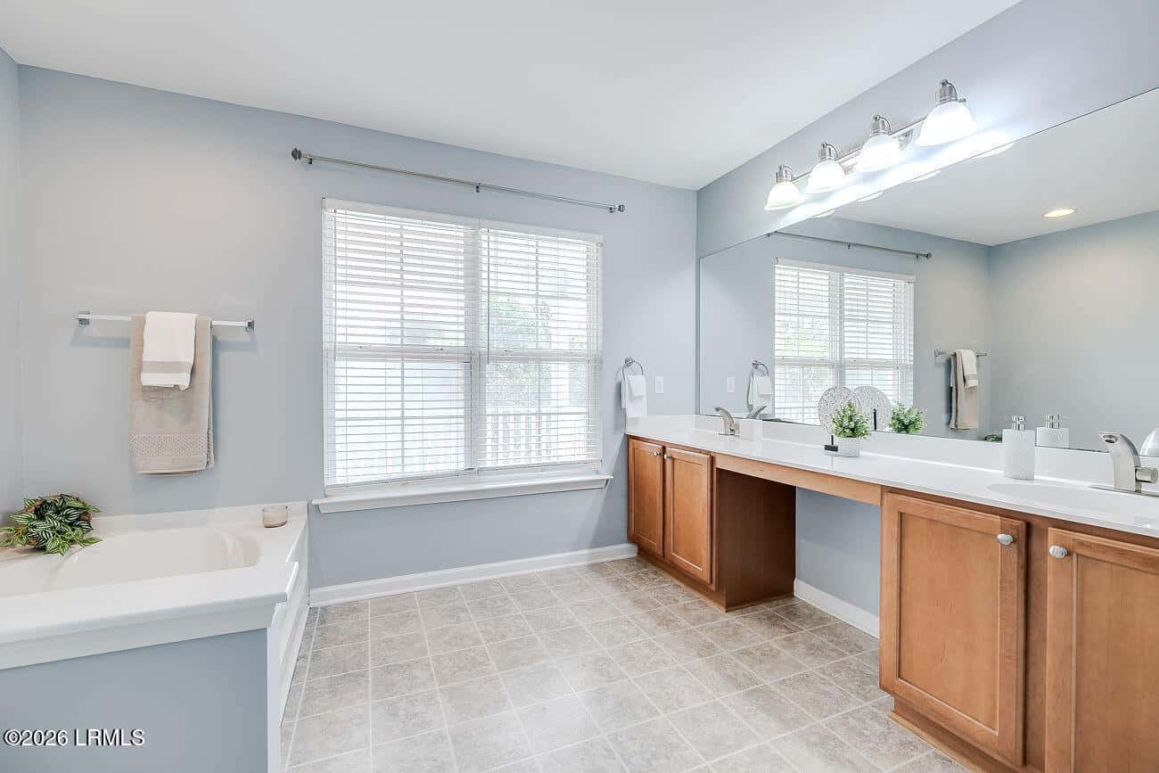 2 Fairgreen Street, Savannah, GA 31407 — photo 7 of 65