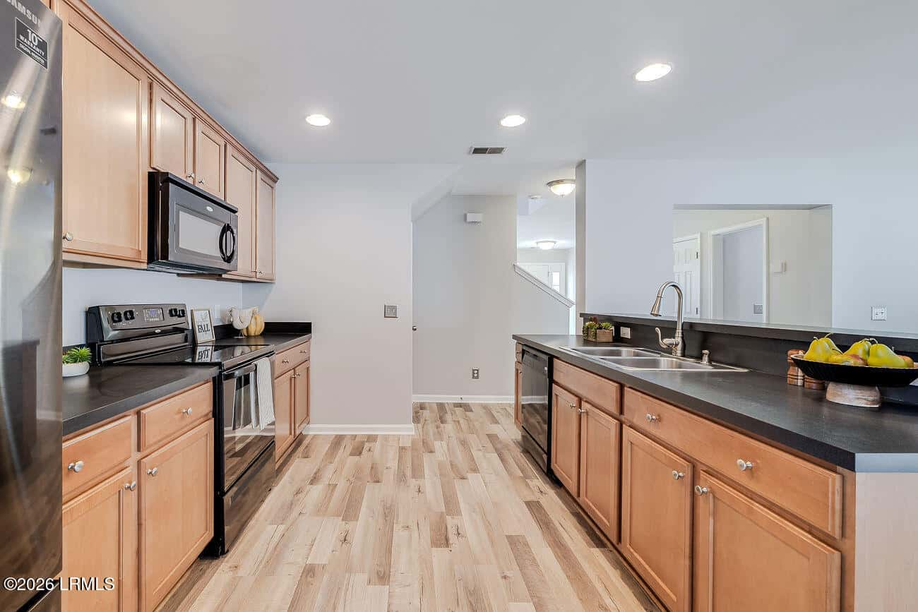 2 Fairgreen Street, Savannah, GA 31407 — photo 25 of 65