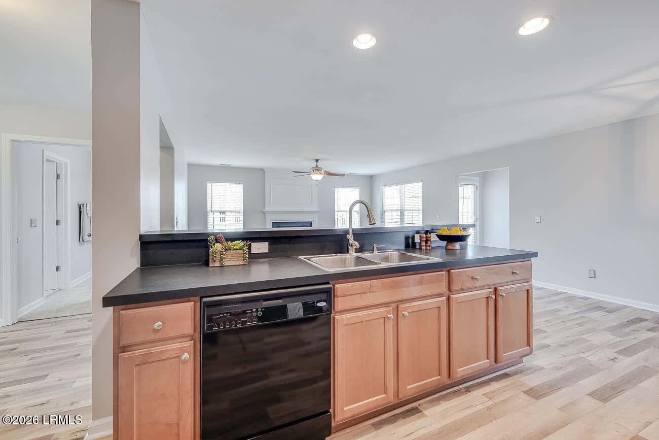 2 Fairgreen Street, Savannah, GA 31407 — photo 27 of 65