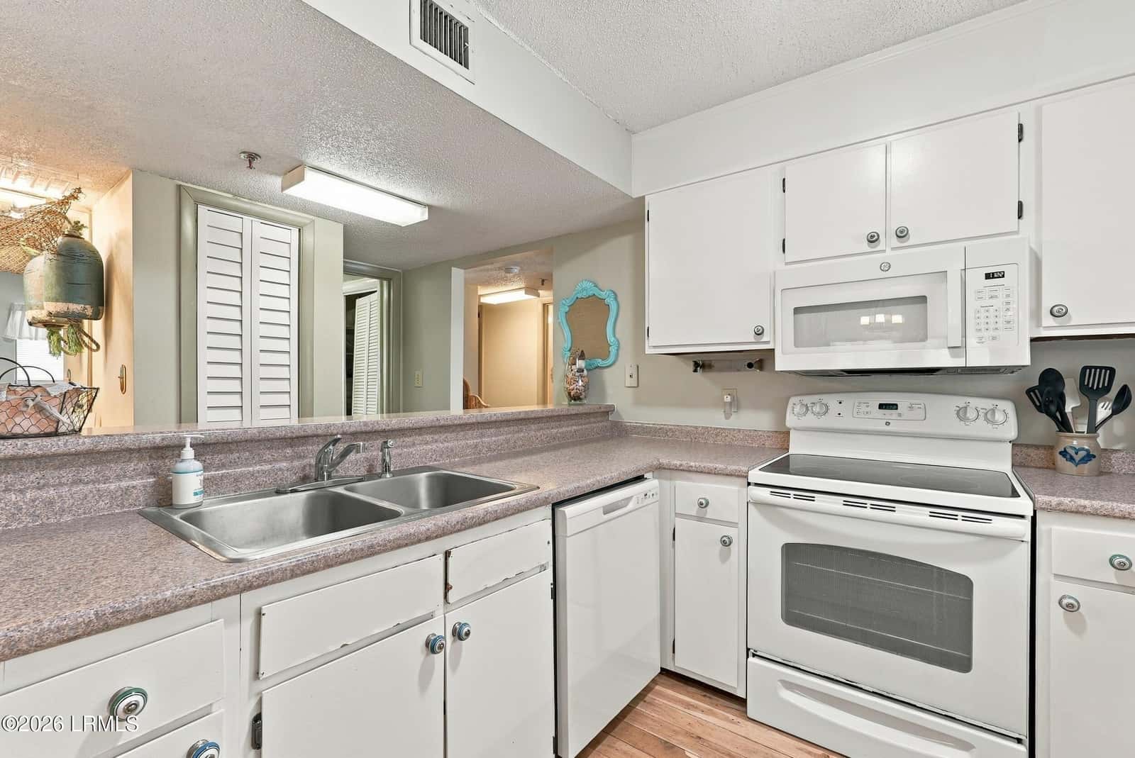 663 William Hilton Parkway 4401, Hilton Head Island, SC 29928 — photo 6 of 25
