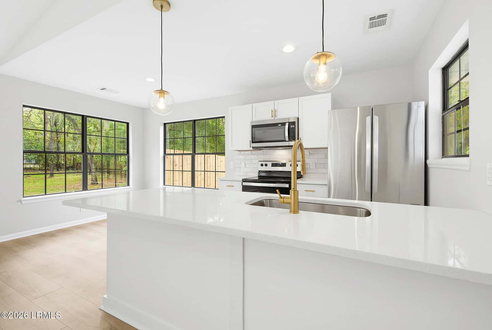 206 Middle Road, Beaufort, SC 29907 — photo 11 of 34