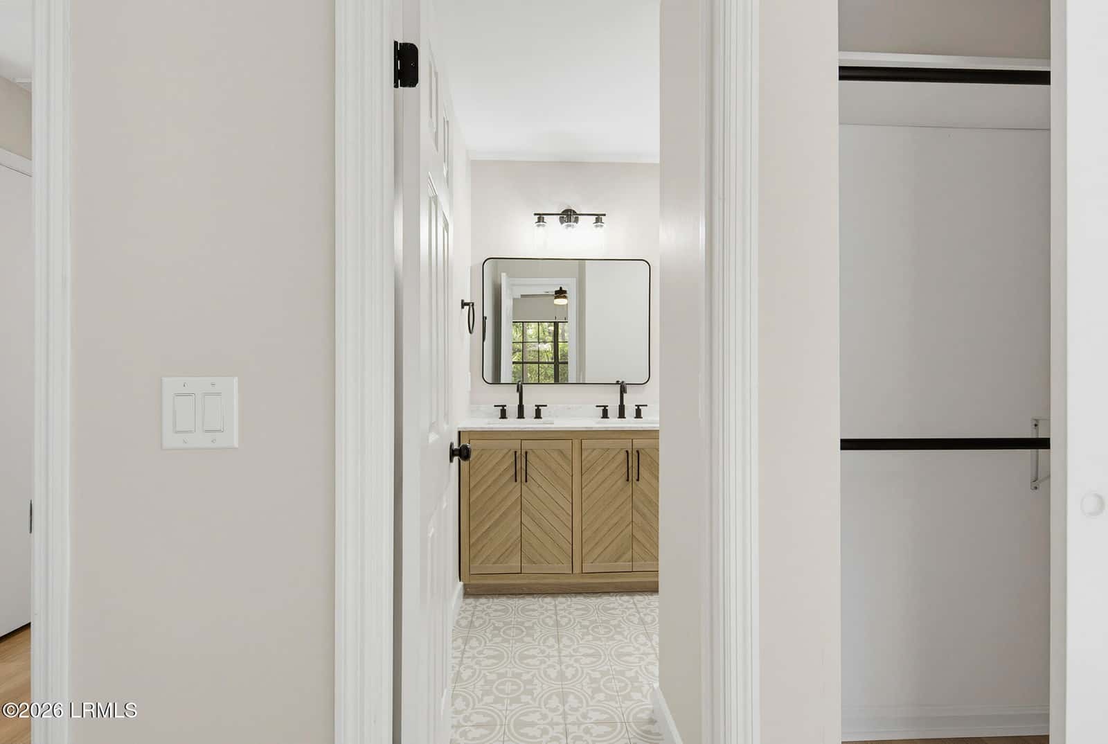 206 Middle Road, Beaufort, SC 29907 — photo 19 of 34