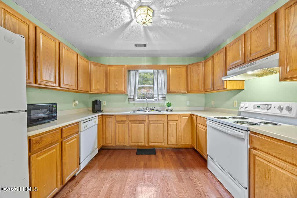 51 Southern Magnolia Drive, Beaufort, SC 29907 — photo 17 of 30