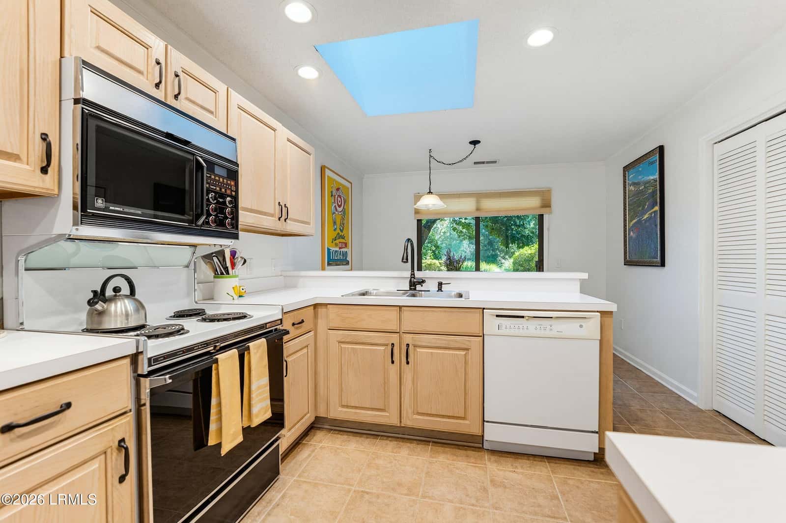 321 Westbrook Road, St. Helena Island, SC 29920 — photo 13 of 58