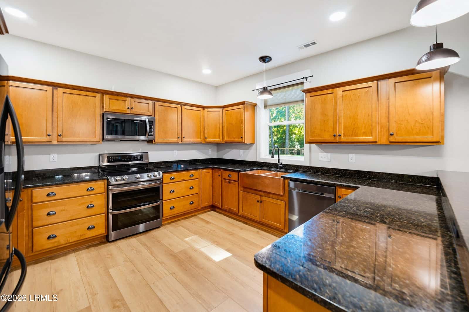 111 Marsh Drive, Beaufort, SC 29907 — photo 11 of 48