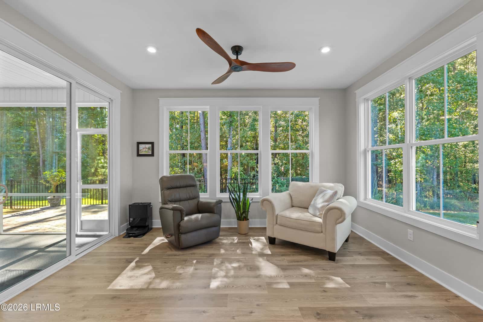 125 Carolina Oaks Avenue, Bluffton, SC 29909 — photo 10 of 47