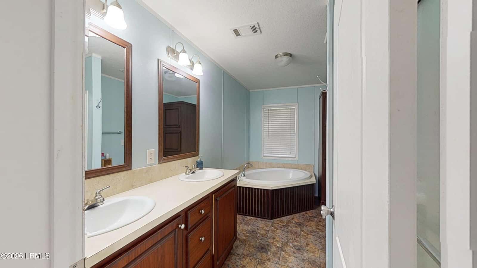 884 Seaside Road, St. Helena Island, SC 29920 — photo 18 of 33