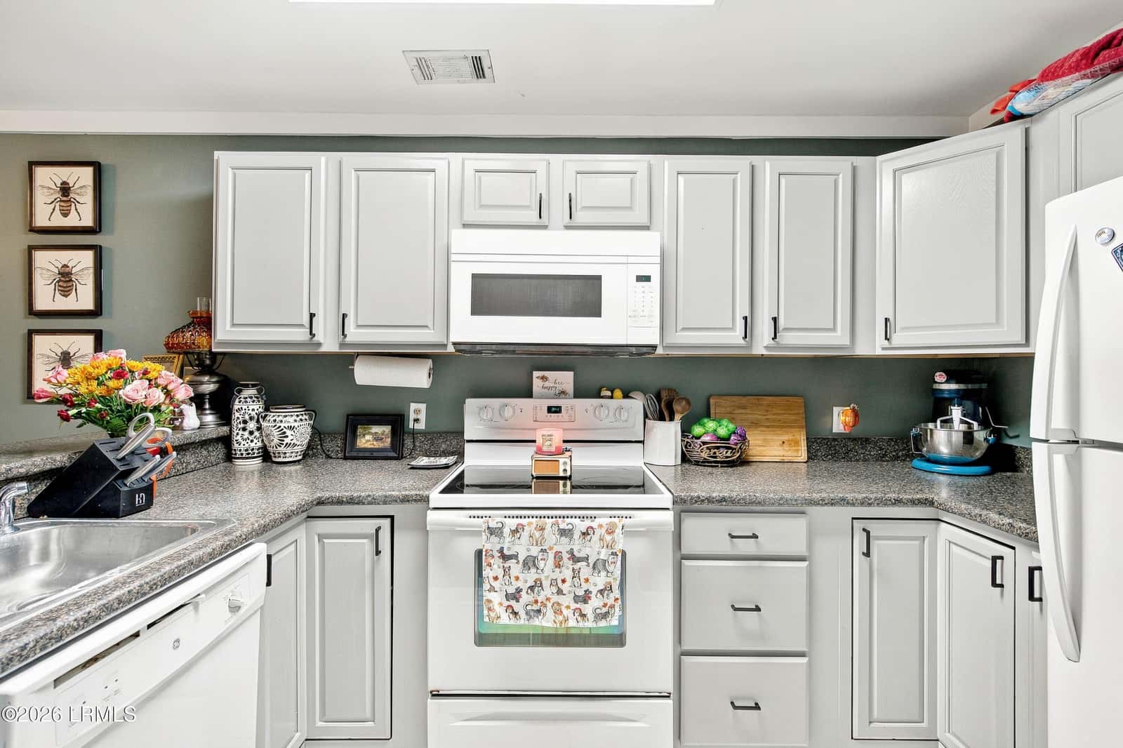 2304 Pine S 12, Beaufort, SC 29902 — photo 3 of 23
