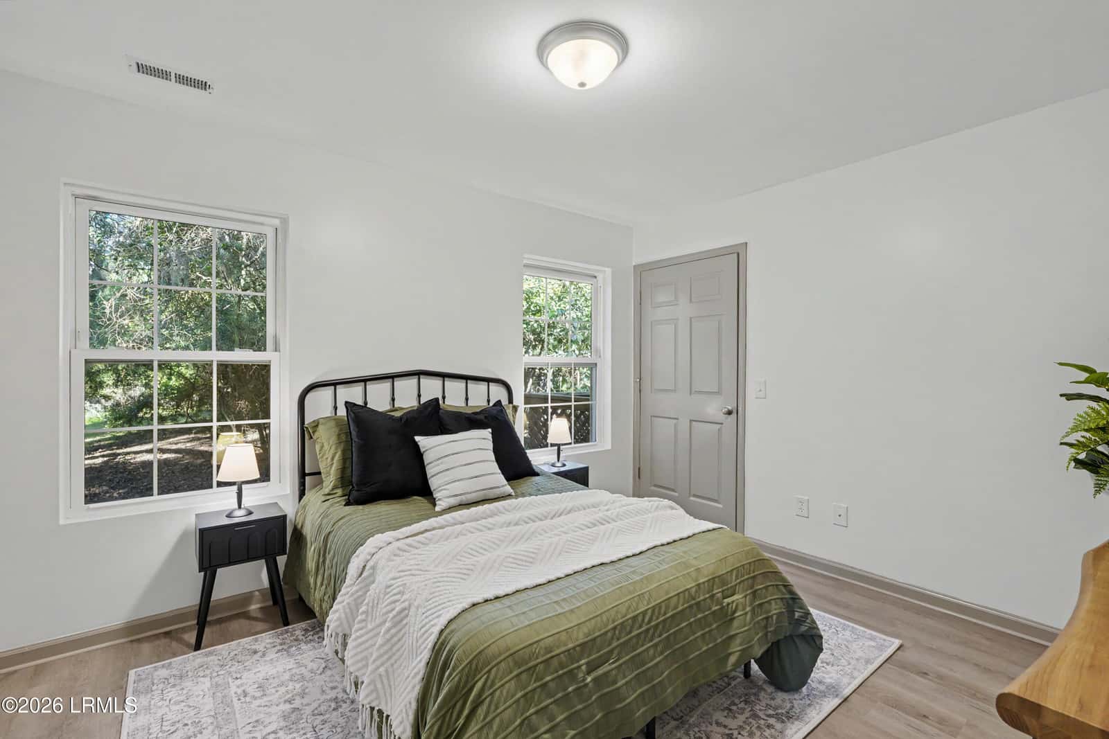 1254 Ribaut Road, Beaufort, SC 29902 — photo 11 of 35