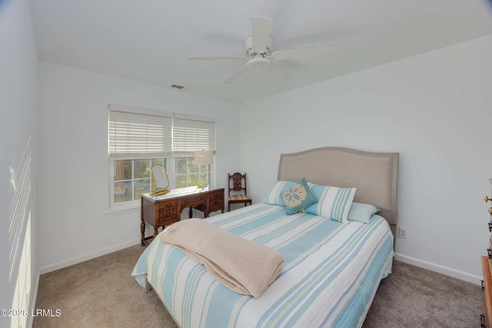 16 Pine Burr Road E 8, Hilton Head Island, SC 29926 — photo 13 of 28