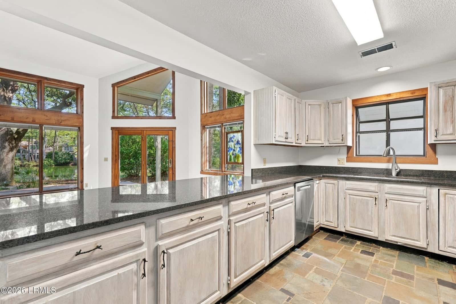 20 Toppin Drive, Hilton Head Island, SC 29926 — photo 18 of 68