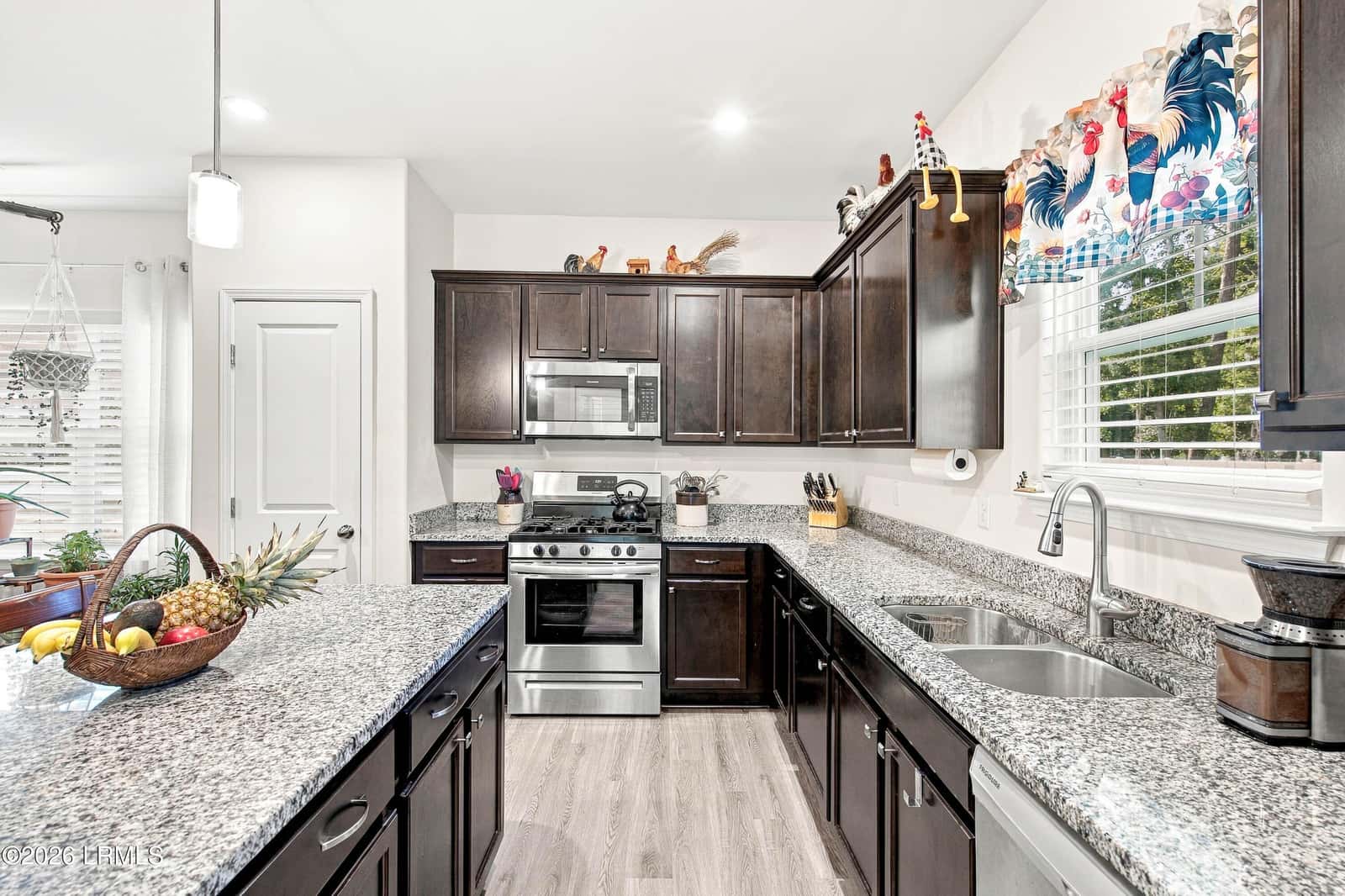 105 Teal Bluff Boulevard, Seabrook, SC 29940 — photo 17 of 43