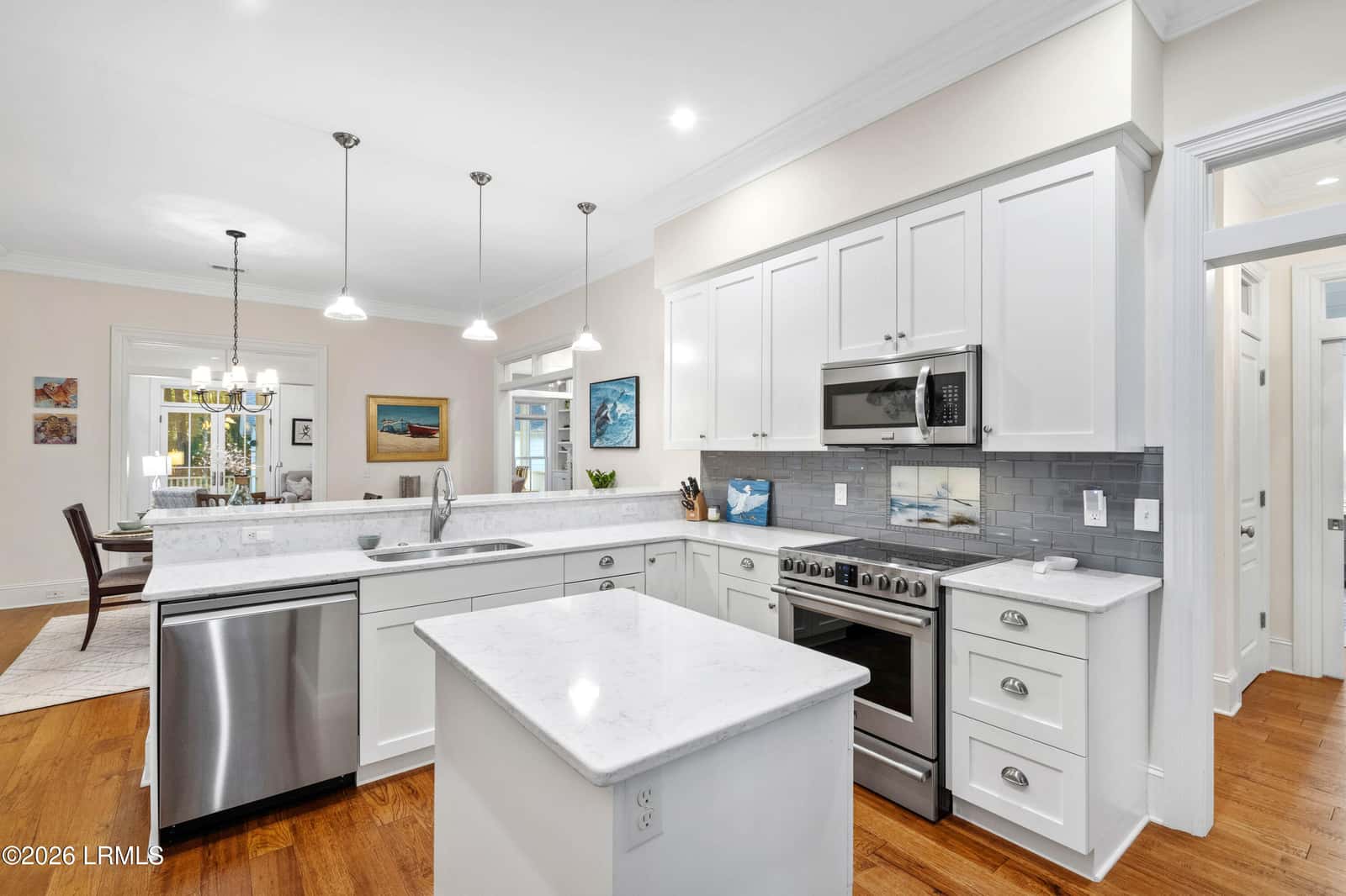 17 Newpoint Road, Beaufort, SC 29907 — photo 17 of 66