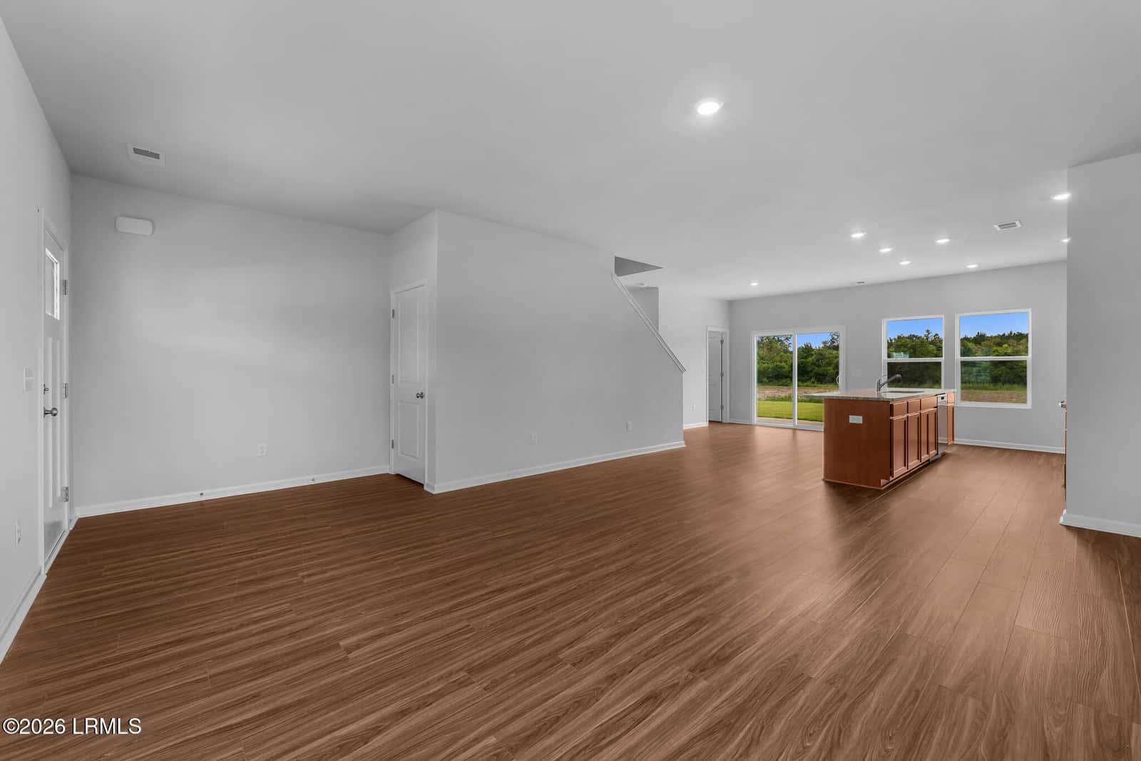 358 Aviation Drive, Ridgeland, SC 29936 — photo 7 of 41