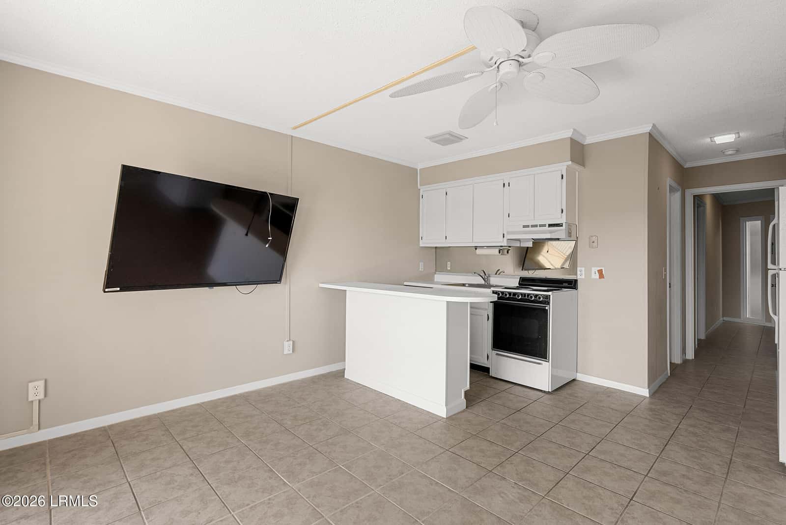 40 Folly Field Road 335a, Hilton Head Island, SC 29928 — photo 10 of 14