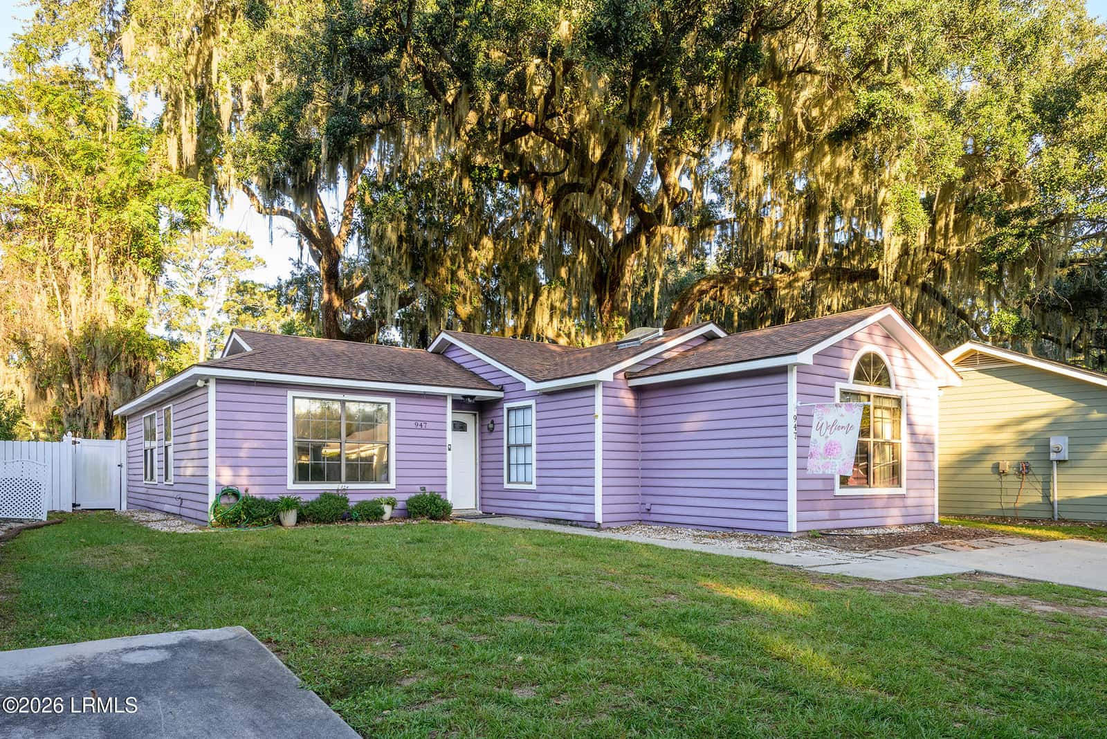 947 Oyster Cove Road, Beaufort, SC 29902 — photo 1 of 23