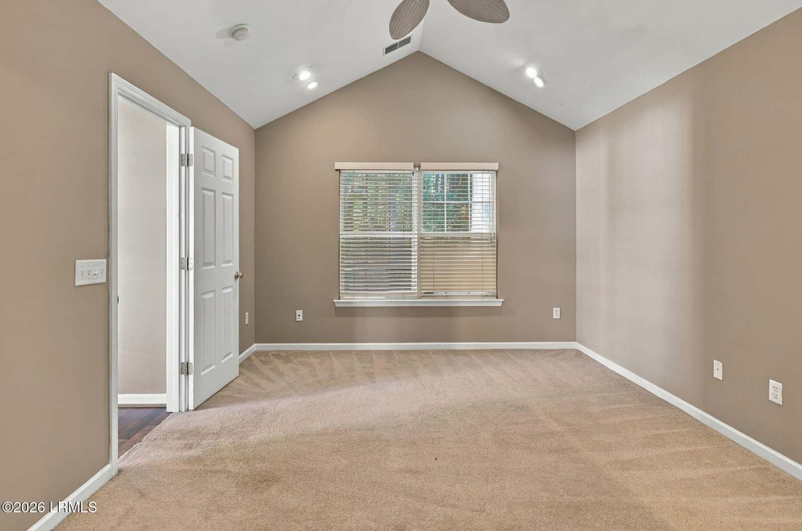 327 Cross Road, Bluffton, SC 29910 — photo 13 of 26
