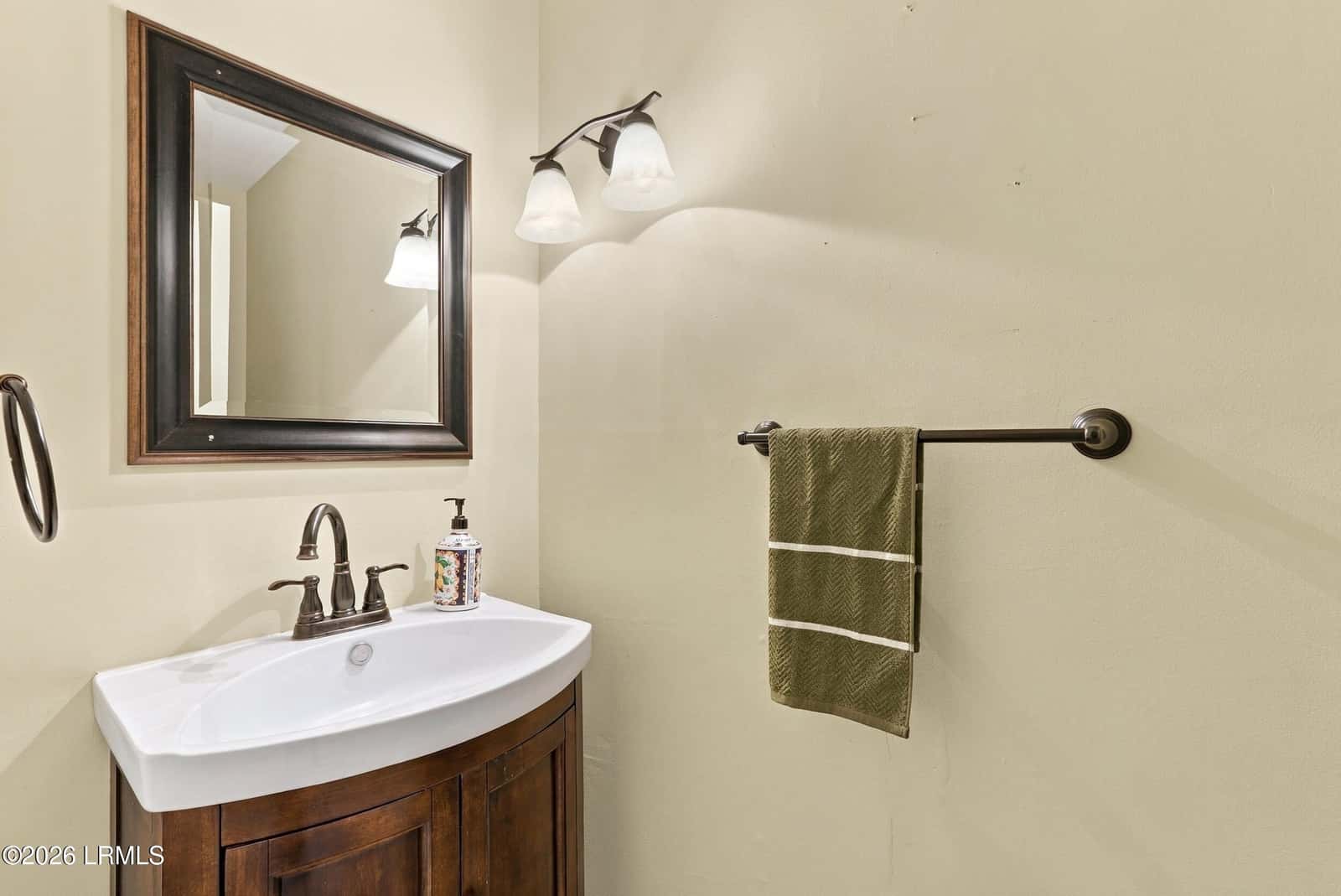 2 William Hilton Parkway 501, Hilton Head Island, SC 29926 — photo 17 of 23