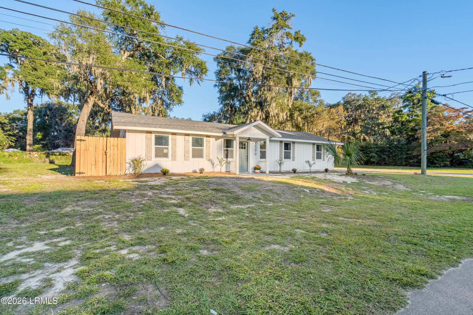 1599 Palmetto Street, Beaufort, SC 29902 — photo 1 of 40