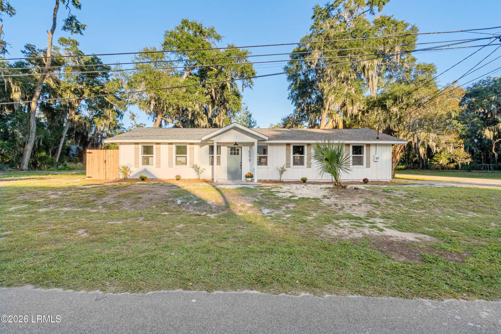 1599 Palmetto Street, Beaufort, SC 29902 — photo 2 of 40