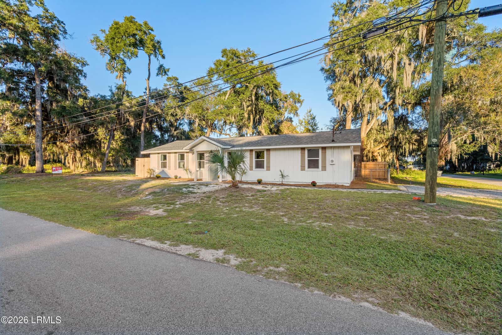 1599 Palmetto Street, Beaufort, SC 29902 — photo 3 of 40