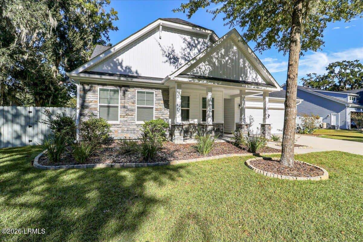 37 Fairfield Road, Beaufort, SC 29907 — photo 2 of 39