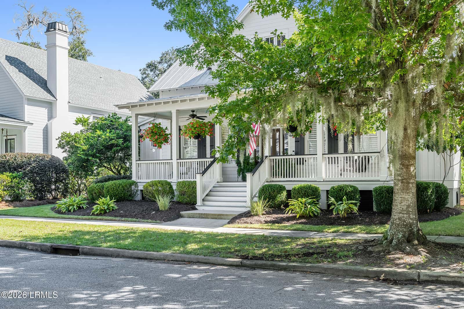 28 Park Way, Beaufort, SC 29907 — photo 8 of 96