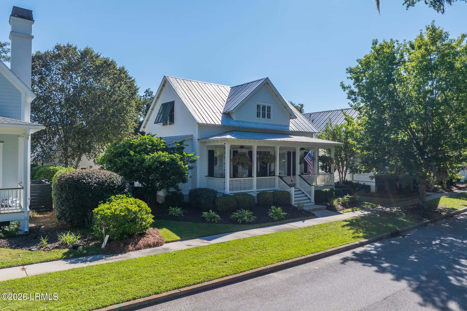 28 Park Way, Beaufort, SC 29907 — photo 3 of 96