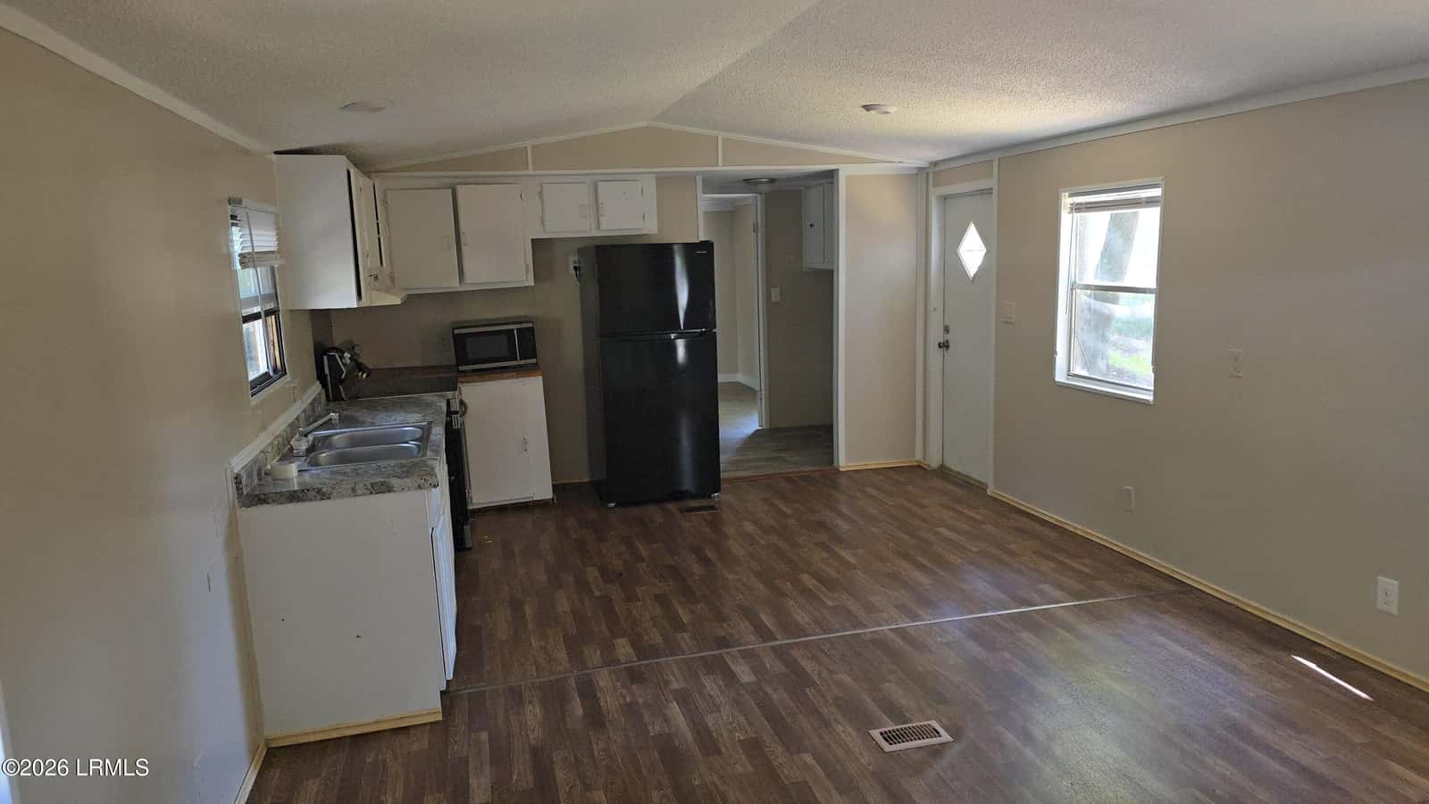 132 Bonaire Circle N, Beaufort, SC 29906 — photo 4 of 11
