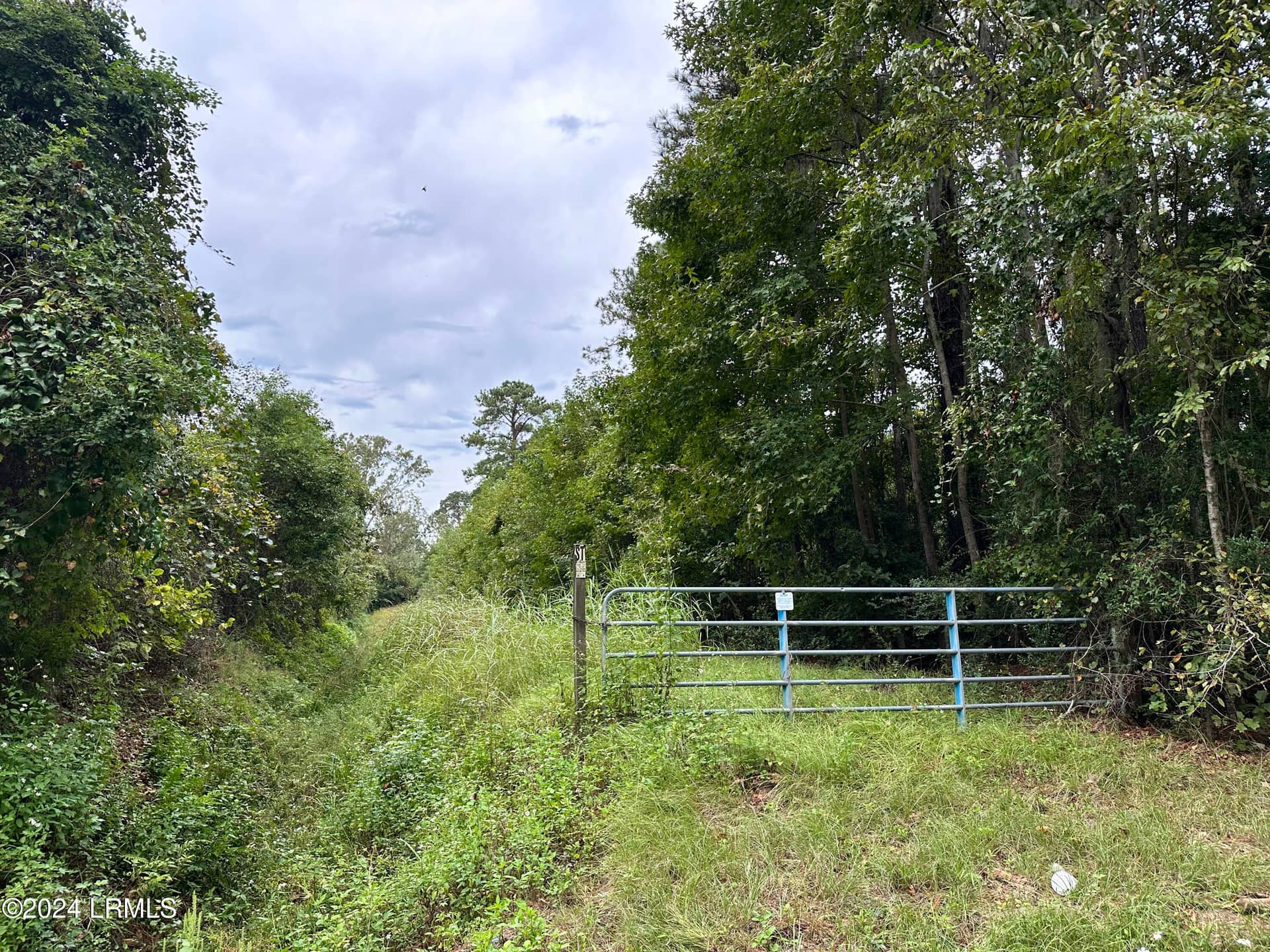 214 Seabrook Road A, Seabrook, SC 29940 — photo 15 of 17