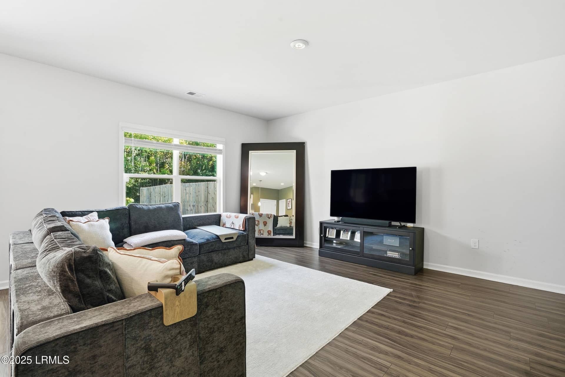 147 Chestnut Street, Beaufort, SC 29906 — photo 13 of 40