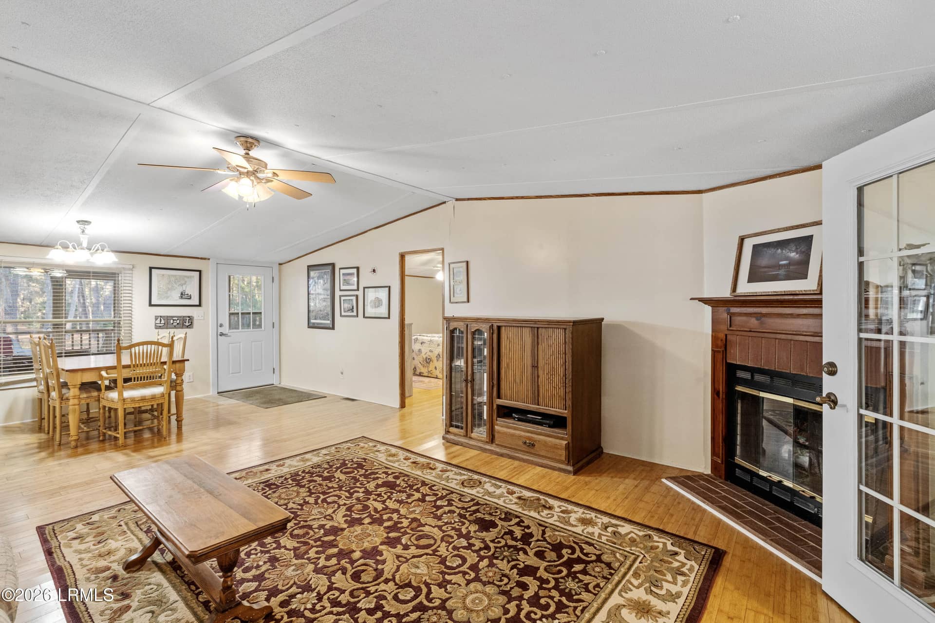 976 Sams Point Road, Beaufort, SC 29907 — photo 9 of 63