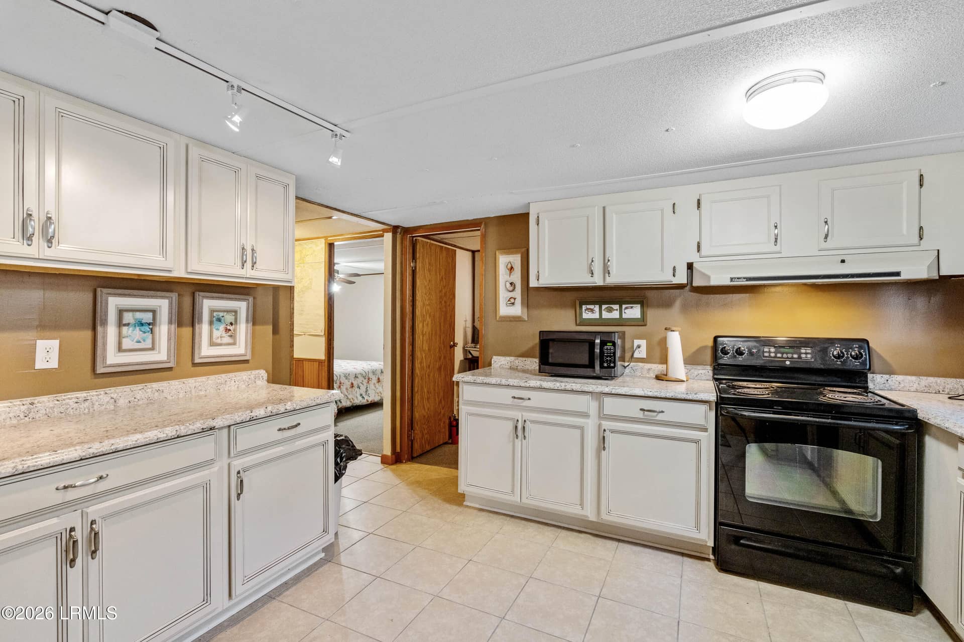 976 Sams Point Road, Beaufort, SC 29907 — photo 12 of 63