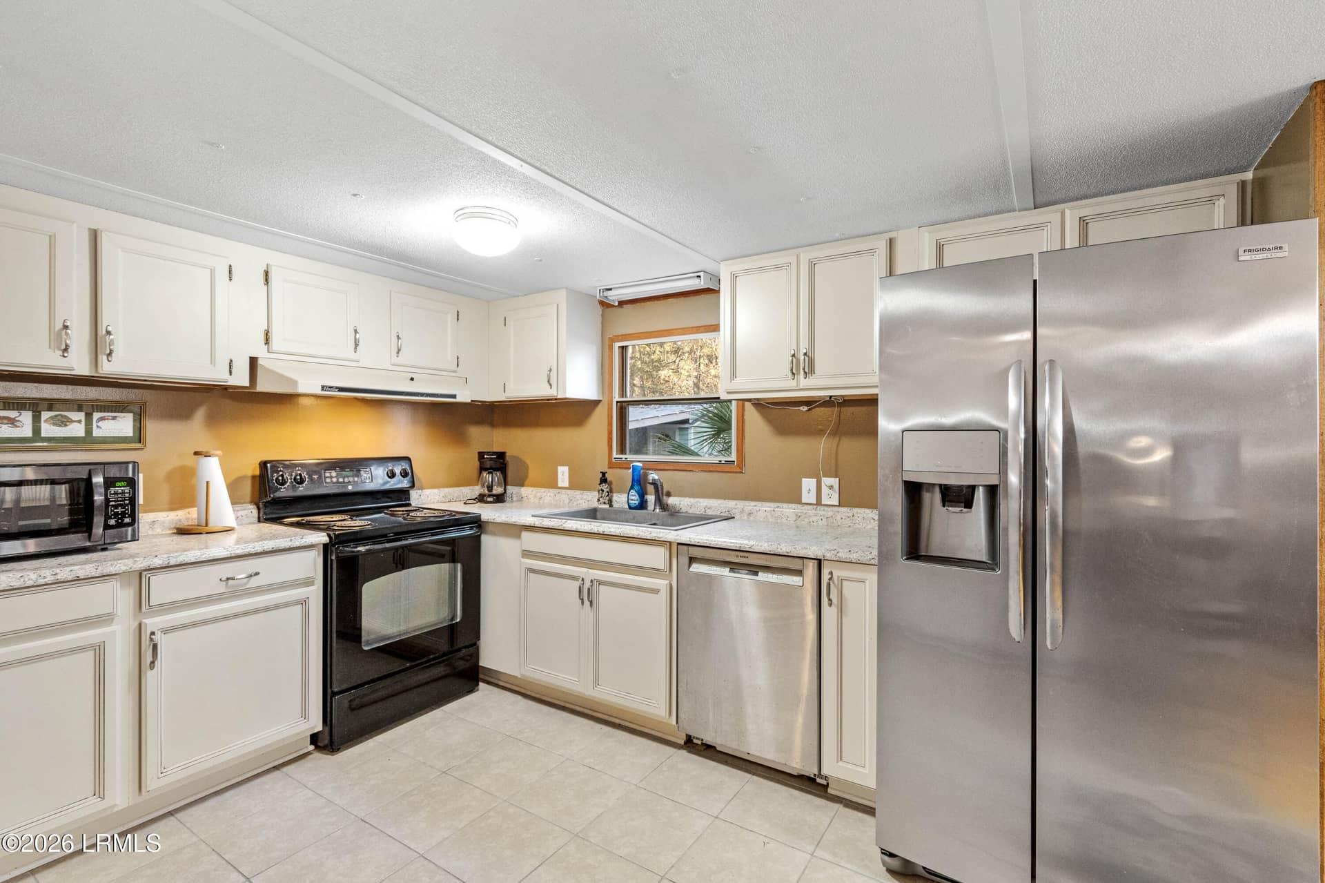 976 Sams Point Road, Beaufort, SC 29907 — photo 13 of 63