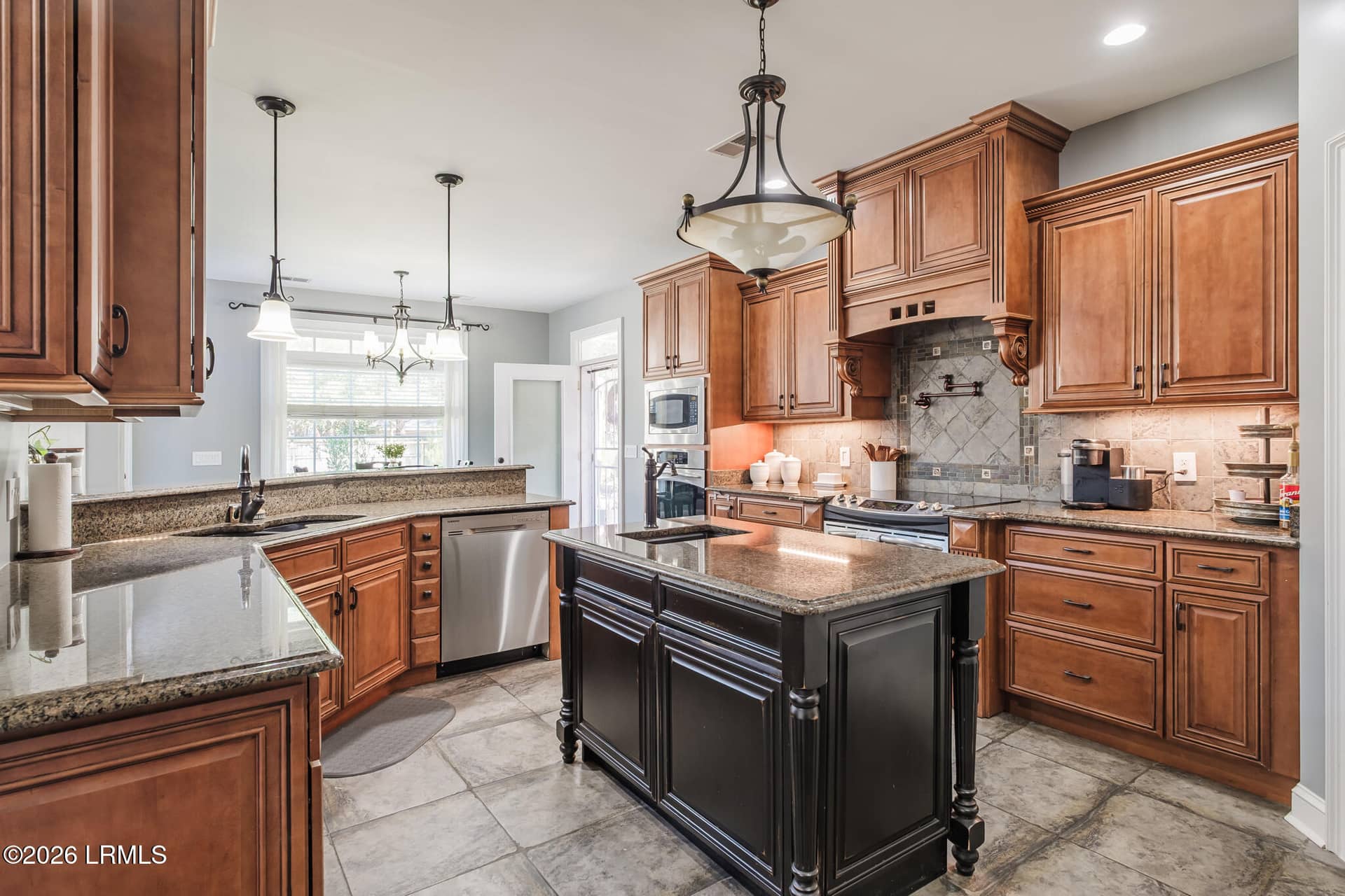 41 Belfield Drive, Ridgeland, SC 29936 — photo 3 of 40