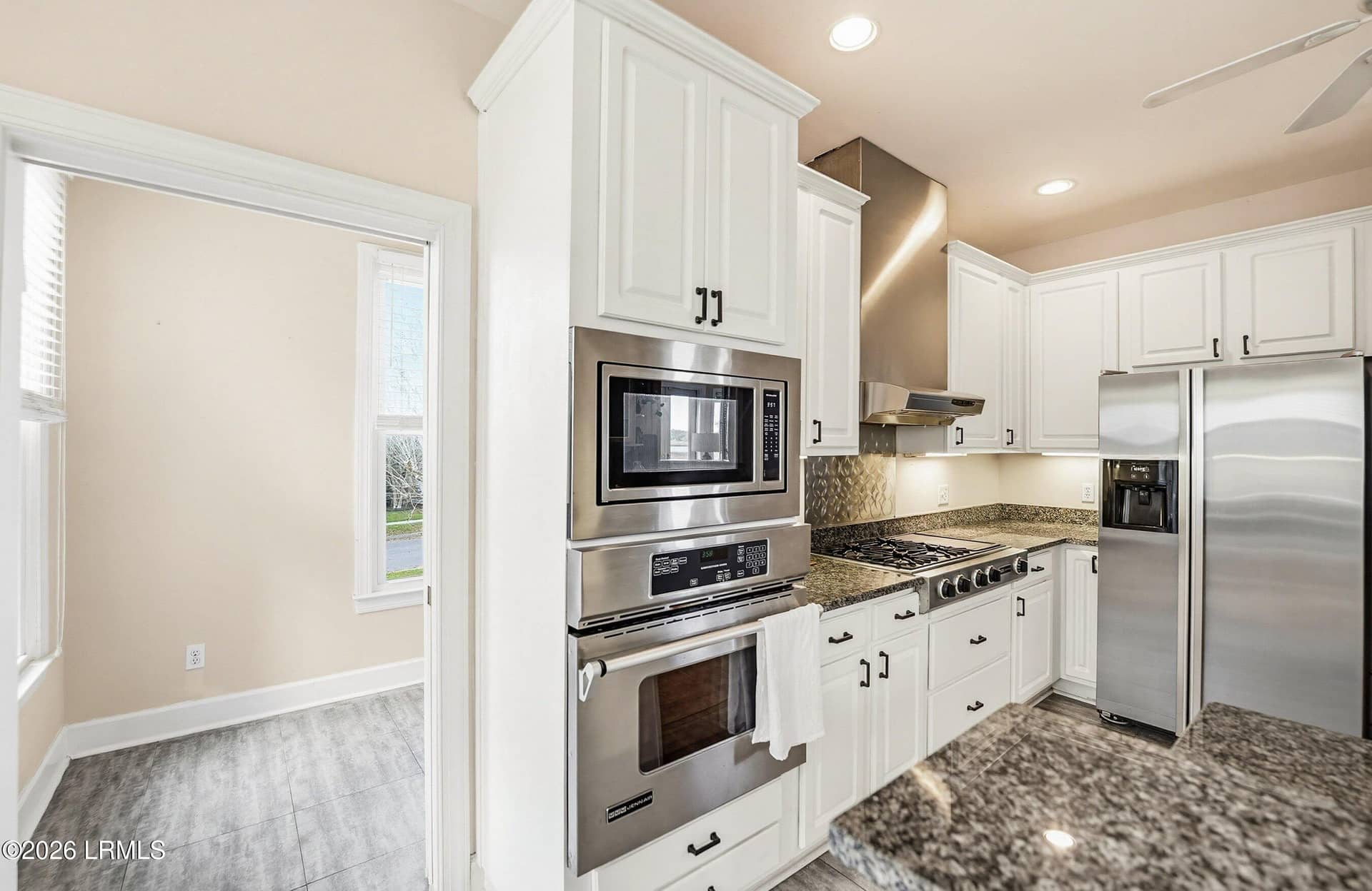 25 Petigru Drive, Beaufort, SC 29902 — photo 19 of 50