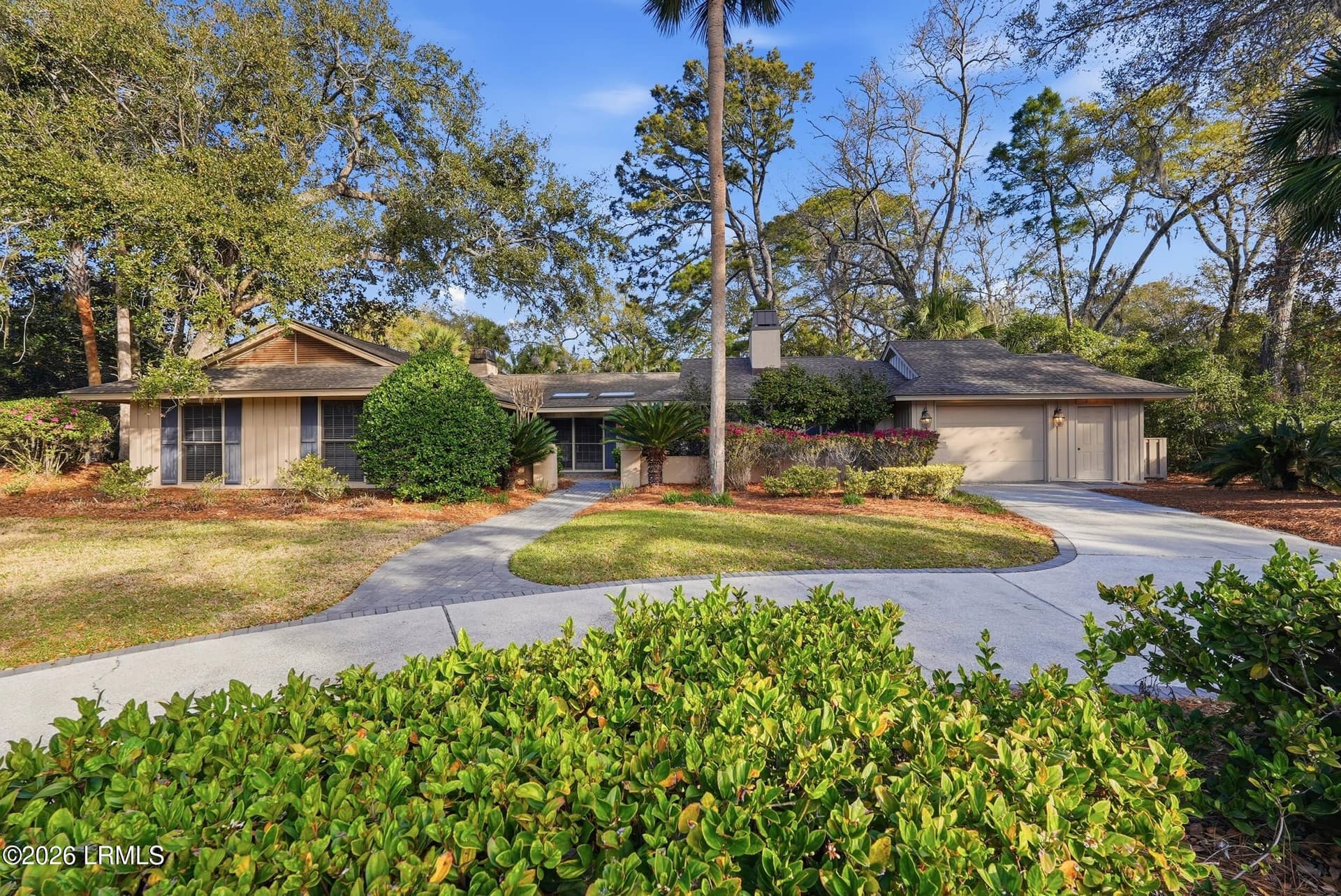 28 W Beach Lagoon Road, Hilton Head Island, SC 29928 — photo 4 of 83