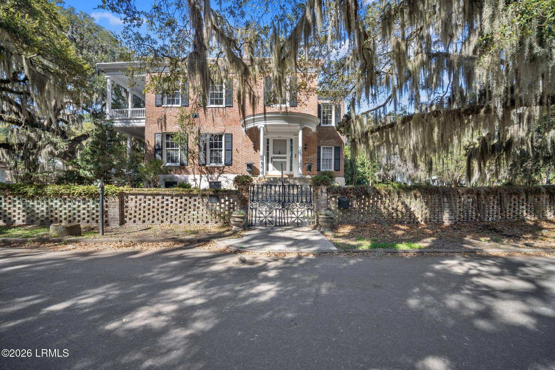604 Pinckney Street, Beaufort, SC 29902 — photo 4 of 54