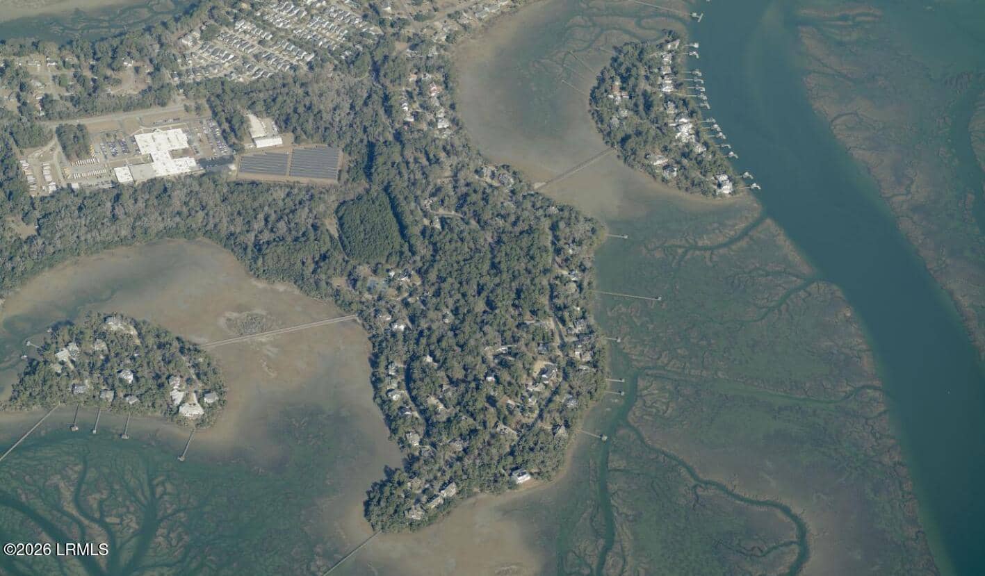 340 De La Gaye Point, Beaufort, SC 29902 — photo 3 of 3