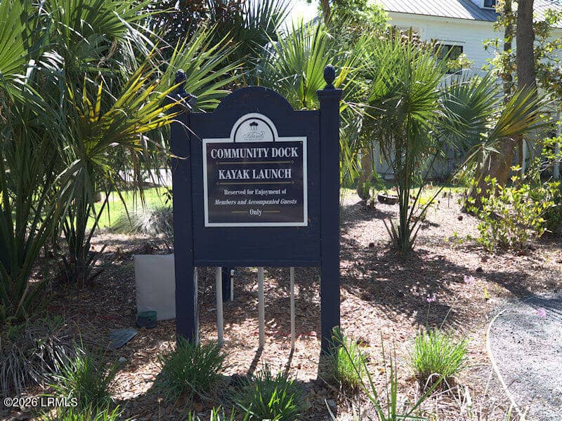 107 Palmetto Place, Beaufort, SC 29902 — photo 11 of 18