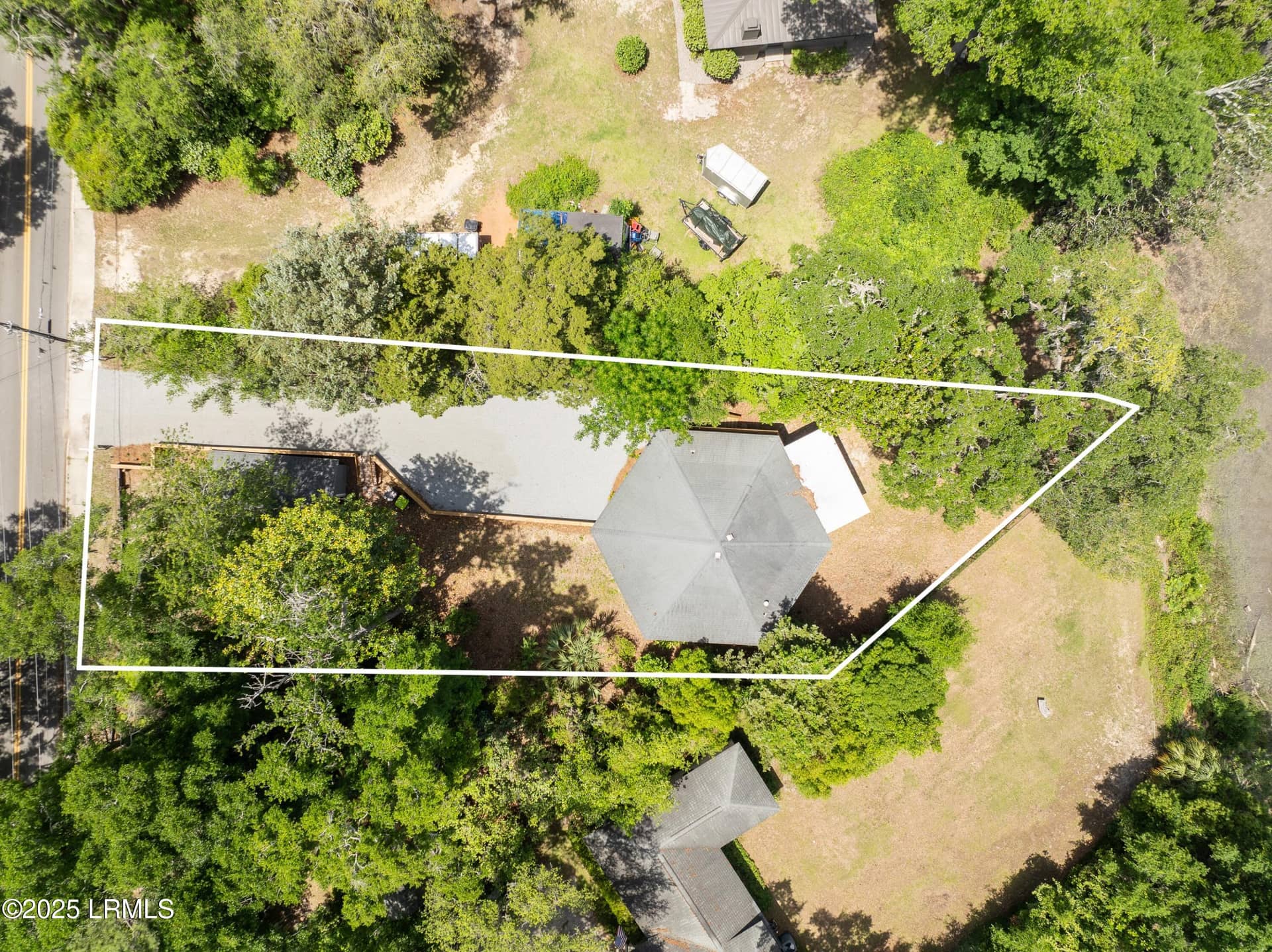 1203 Laudonniere Street, Beaufort, SC 29902 — photo 7 of 56