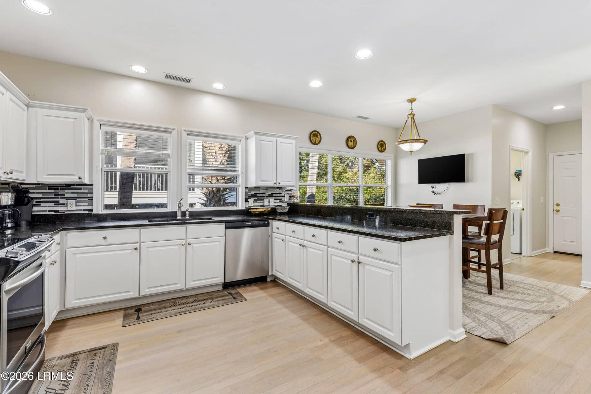 30 N Forest Beach Drive, Hilton Head Island, SC 29928 — photo 14 of 49