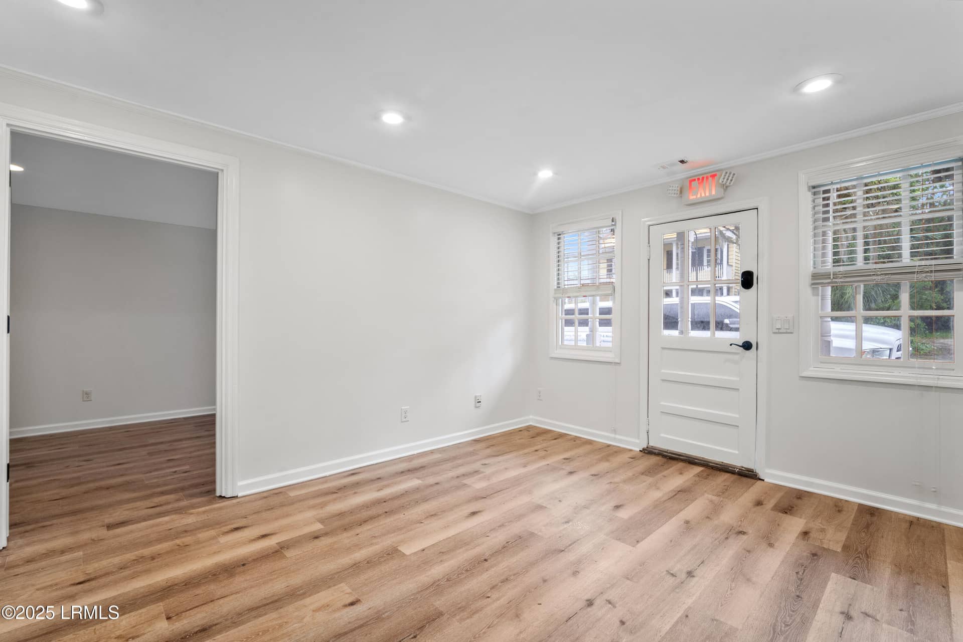 609 Carteret Street, Beaufort, SC 29902 — photo 5 of 26